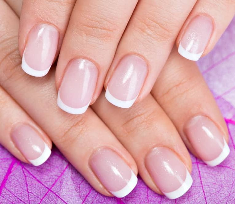 French-manicure